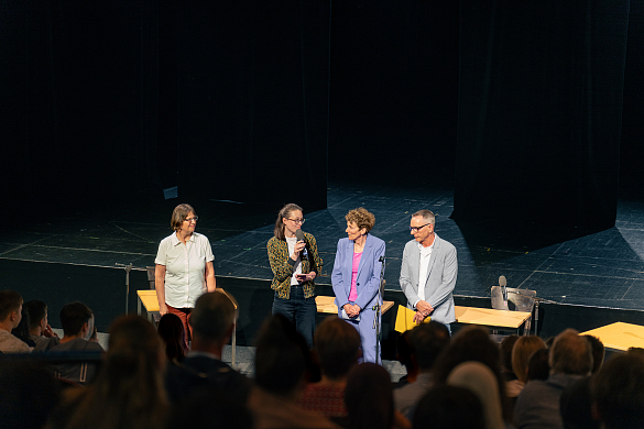 Premiere des Bremer Schulhausromans