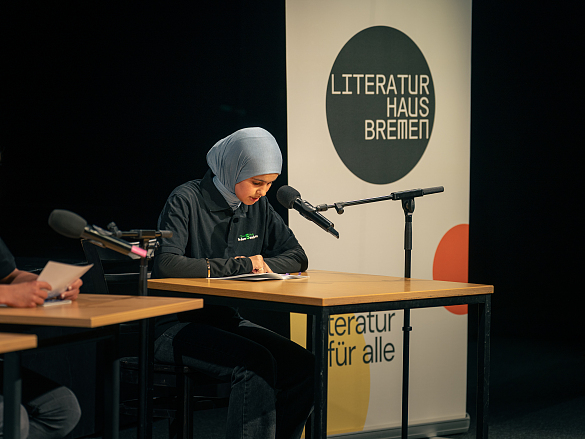 Premiere des Bremer Schulhausromans