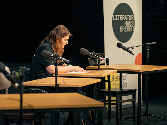 Premiere des Bremer Schulhausromans